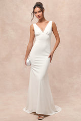 Captivating Promise White Sleeveless Mermaid Maxi Dress